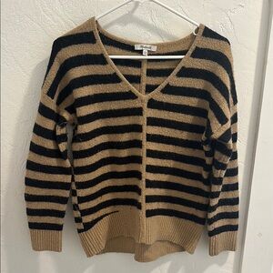 Madewell Black and Tan V-Neck Sweater